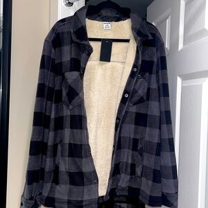 ❤️NEW!!!❤️Hurley Black and Gray Plaid Shirt Jacket